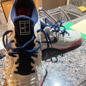 Mike Cage 3- Womens tennis shoes